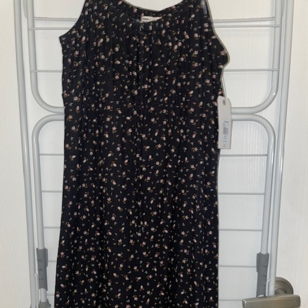 Large Billabong Floral Dress